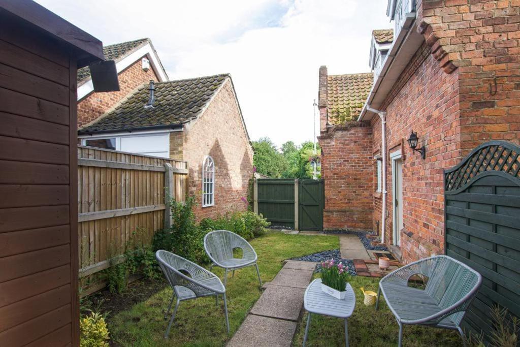 Cosy Cottage Old Clee ภายนอก รูปภาพ
