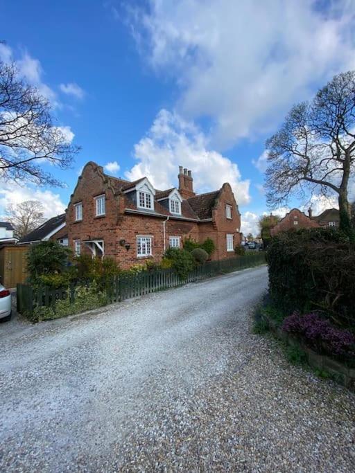 Cosy Cottage Old Clee ภายนอก รูปภาพ